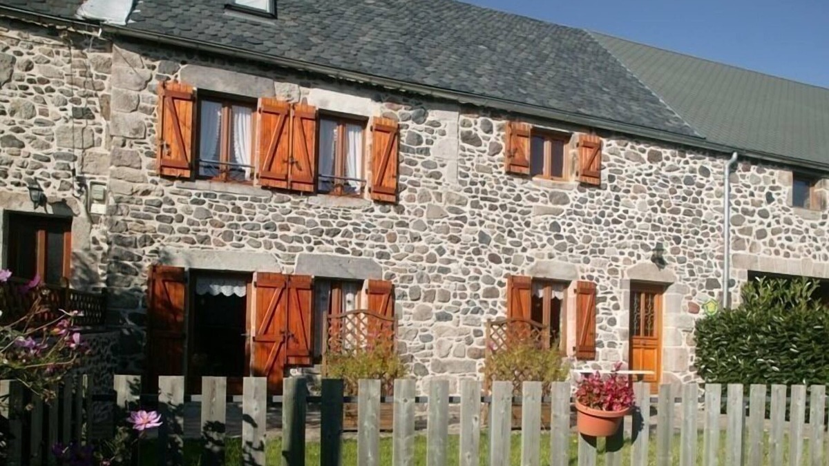 Murol House | Les Mésanges - Murol