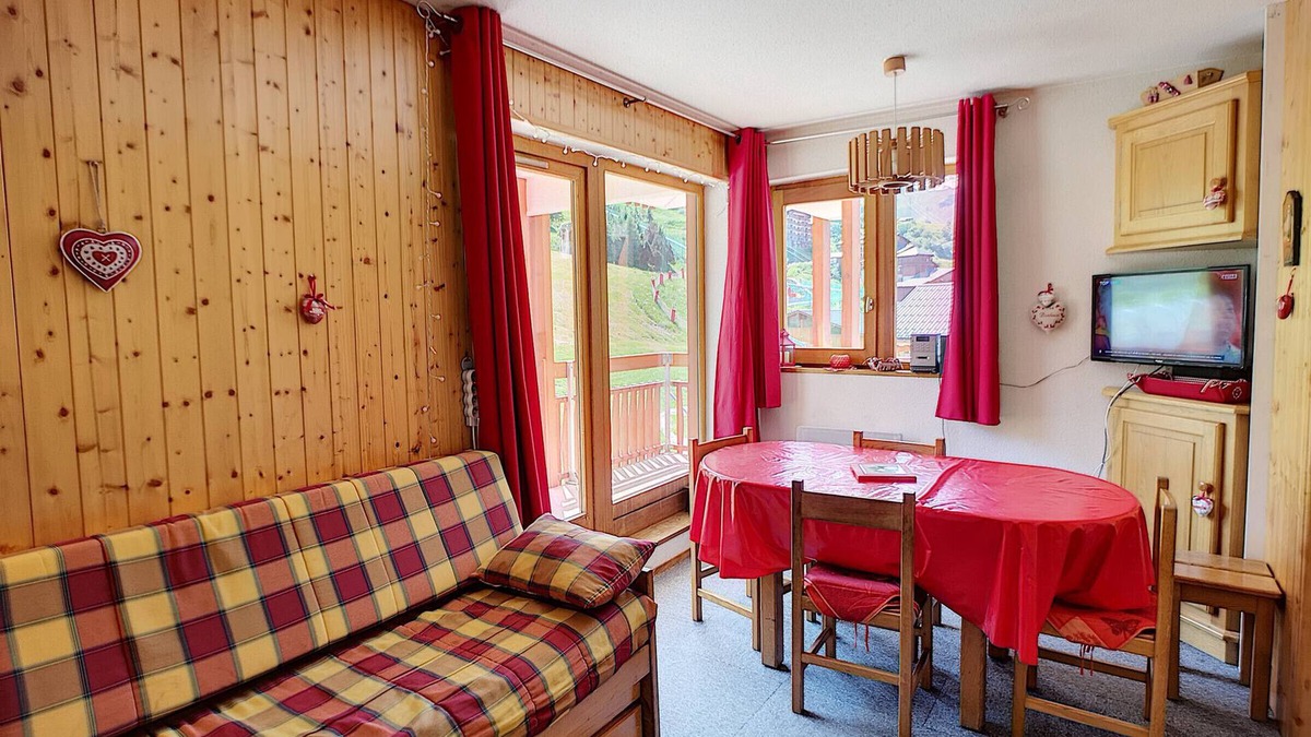 Les Bruyeres Apartment | Les Menuires 3 rooms, 6 pers, ski-in ski-out, pets allowed