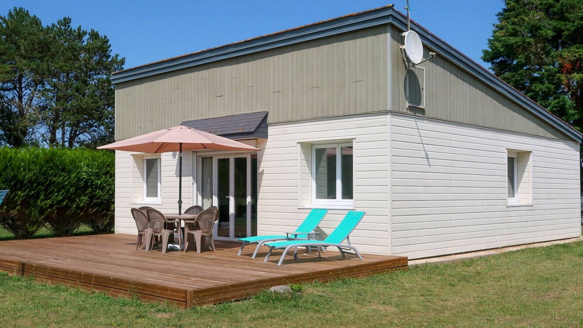 Saint-Remy-des-Landes House | Les mielles by Interhome