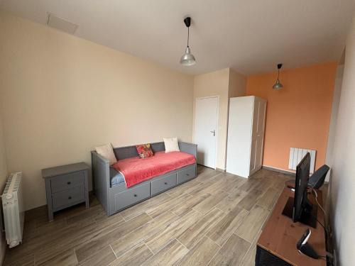 Marigne-Laille Apartment | Les Paddocks du Damier Manceau