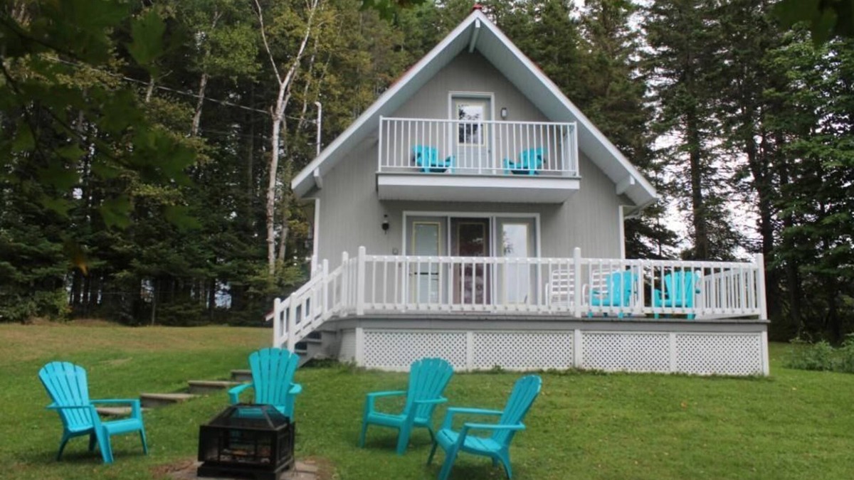 Frontenac Ski Chalet | Les Perseides: direct access to Lac Mégantic