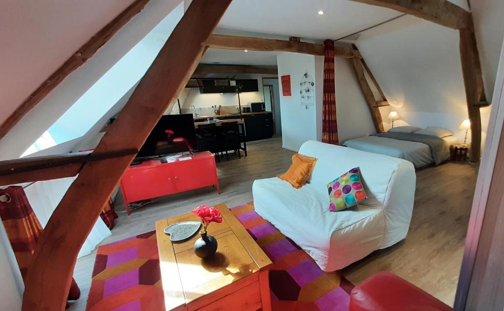 Jonquieres Apartment | Les petits greniers