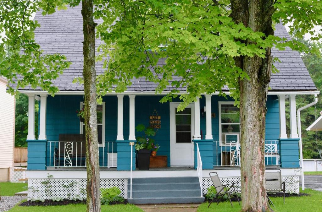 Coaticook Bed & Breakfast | Les Petits Trésors