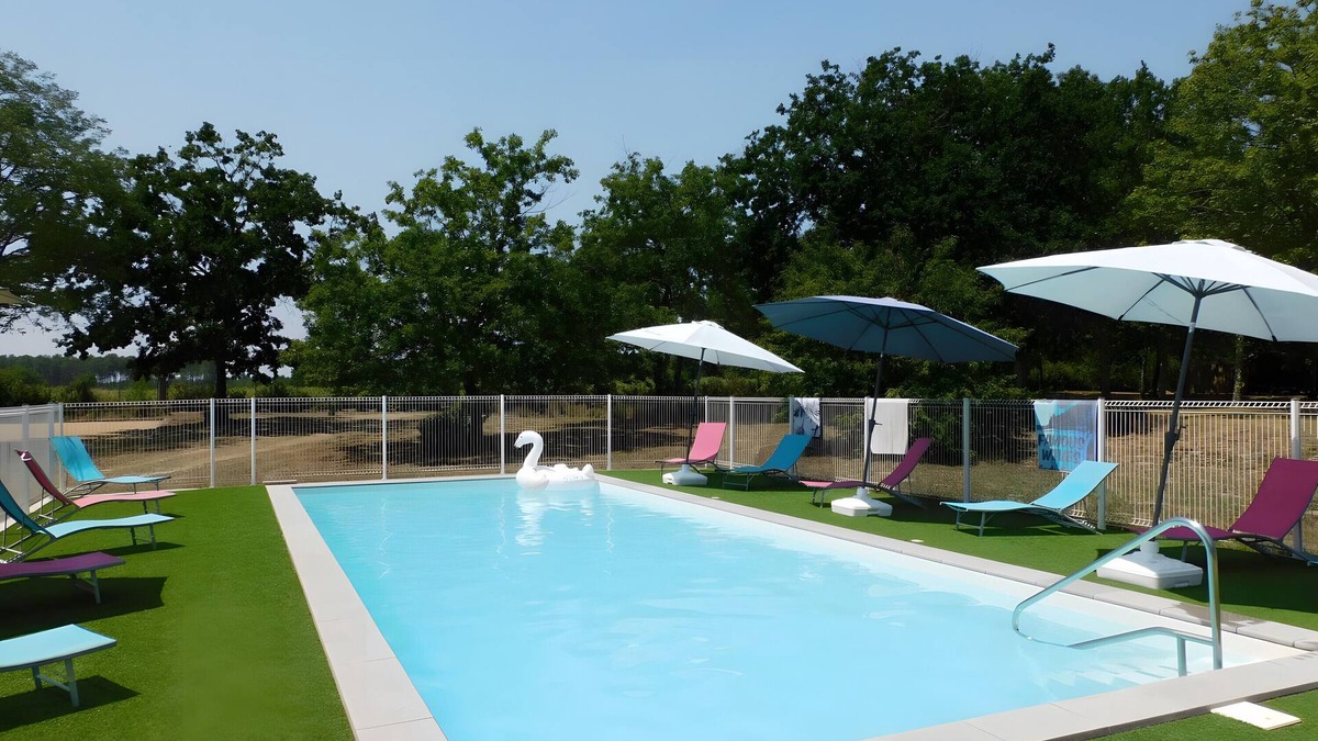 Lesperon Apartment | "Les Pins - Domaine Des Landes" with shared pool, covered private terrace, and shared garden