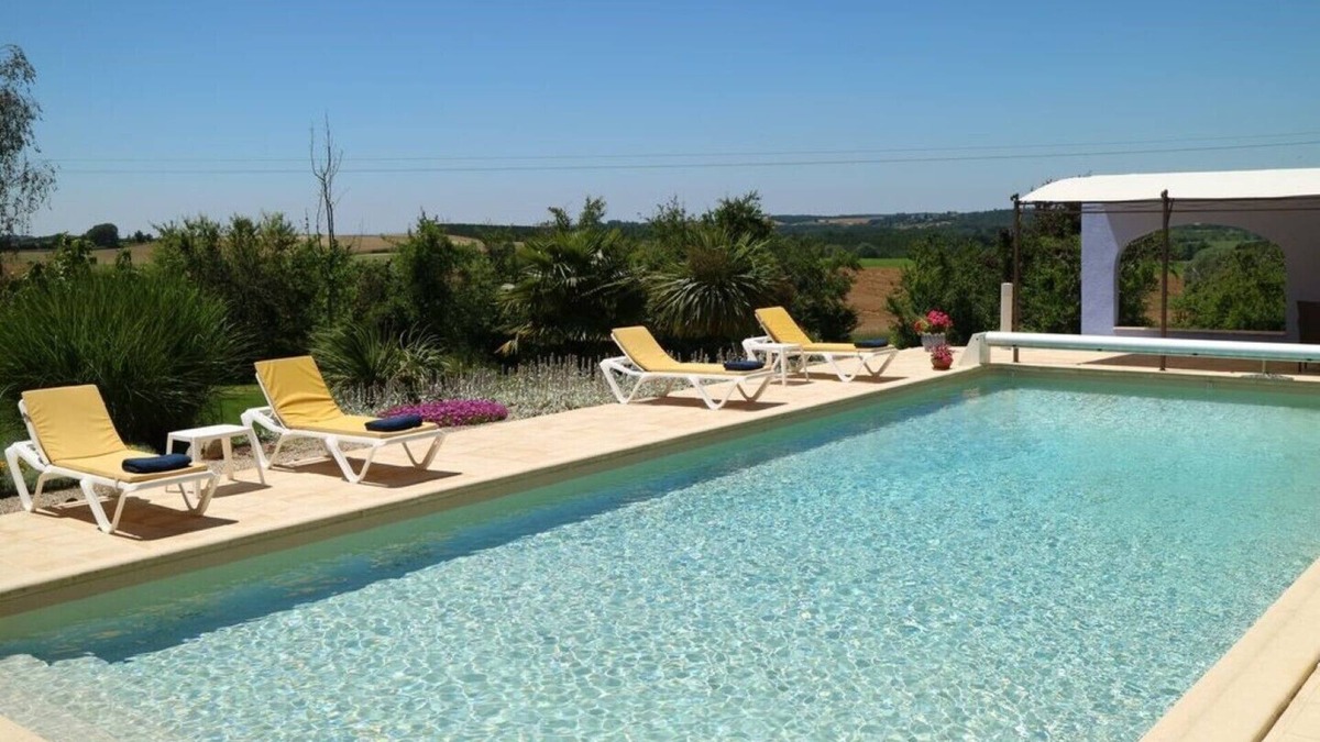 Montastruc Apartment | Les Pruniers 4* rated gites, set within our own plum orchards with heated pool