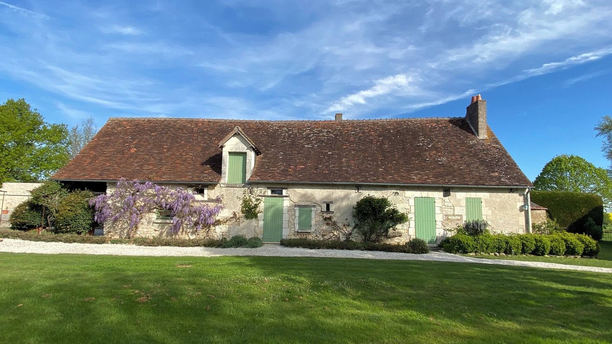 Saint-Flovier House | Les Raffoux: Countryside Escape with Pool & large garden near Loire Castles