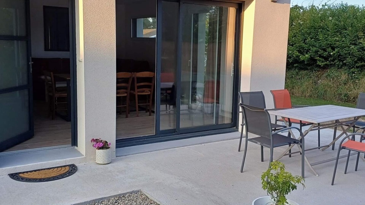 Plougoulm House | Les Rigadelles: New single-storey house near the beach and shops in Plougoulm