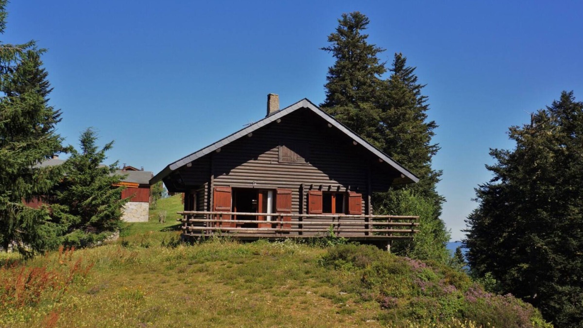 Guzet Neige Ski Chalet | "LES RONDINS, Guzet snow chalet, direct start to slopes and hikes, panoramic view