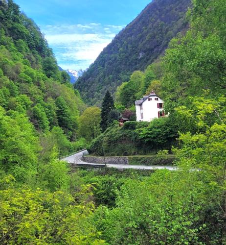 Cauterets Bed & Breakfast | Les Ruisseaux