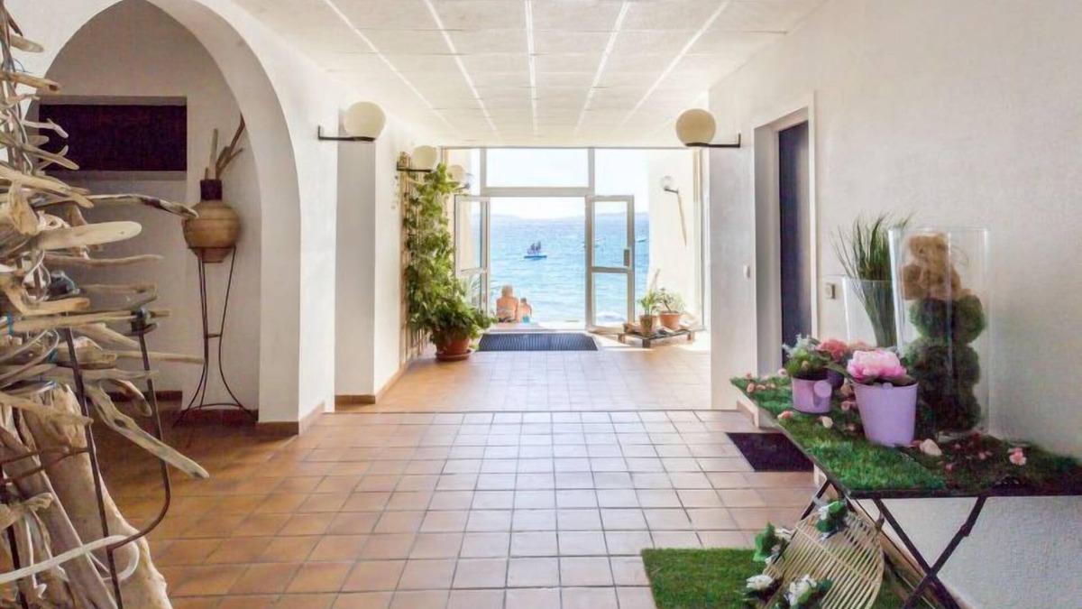 Le Lavandou Apartment | Les Sables d'Aiguebelle by Interhome