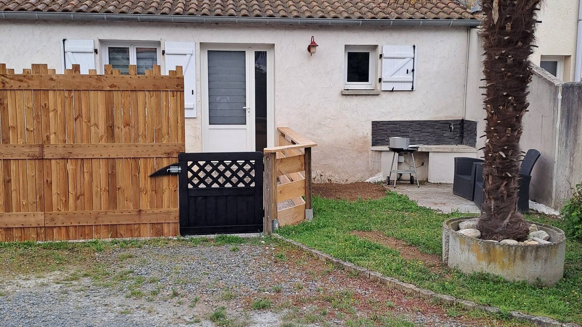 Les Boucholeurs House | LES Sables