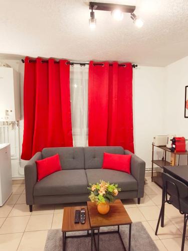 Yutz Apartment | Les suites frontalières T3 avec parking secteur Thionville Luxembourg