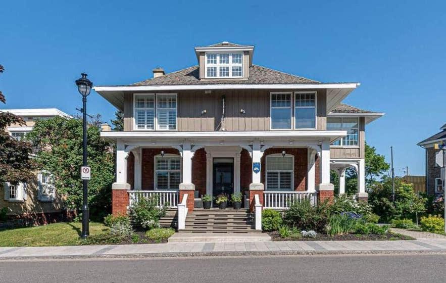 Desjardins Bed & Breakfast | Les Suites Kaishi