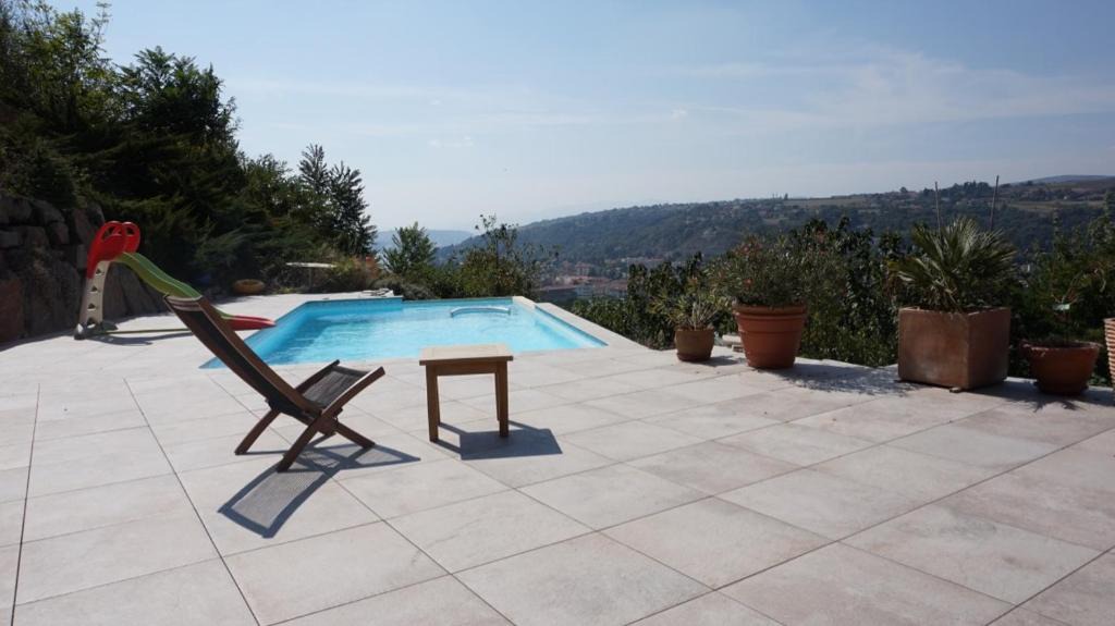 Vienne House | Les terrasses du Rhône