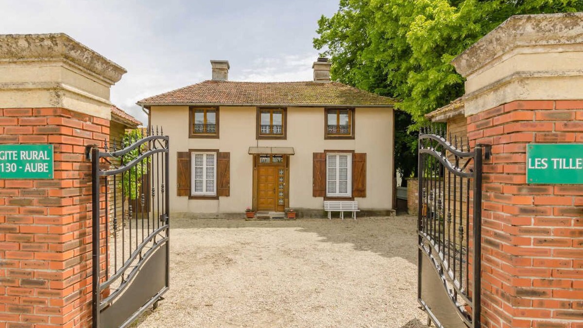 Arrembecourt House | Les Tilleuls - Arrembecourt