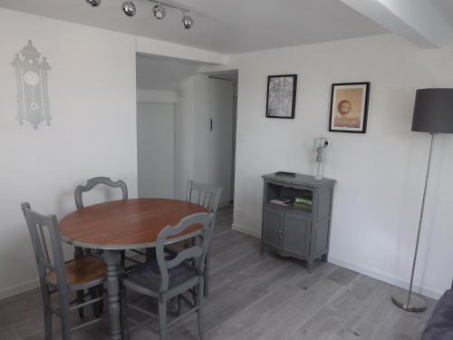 Saint-Louis Apartment | Les Tournelles