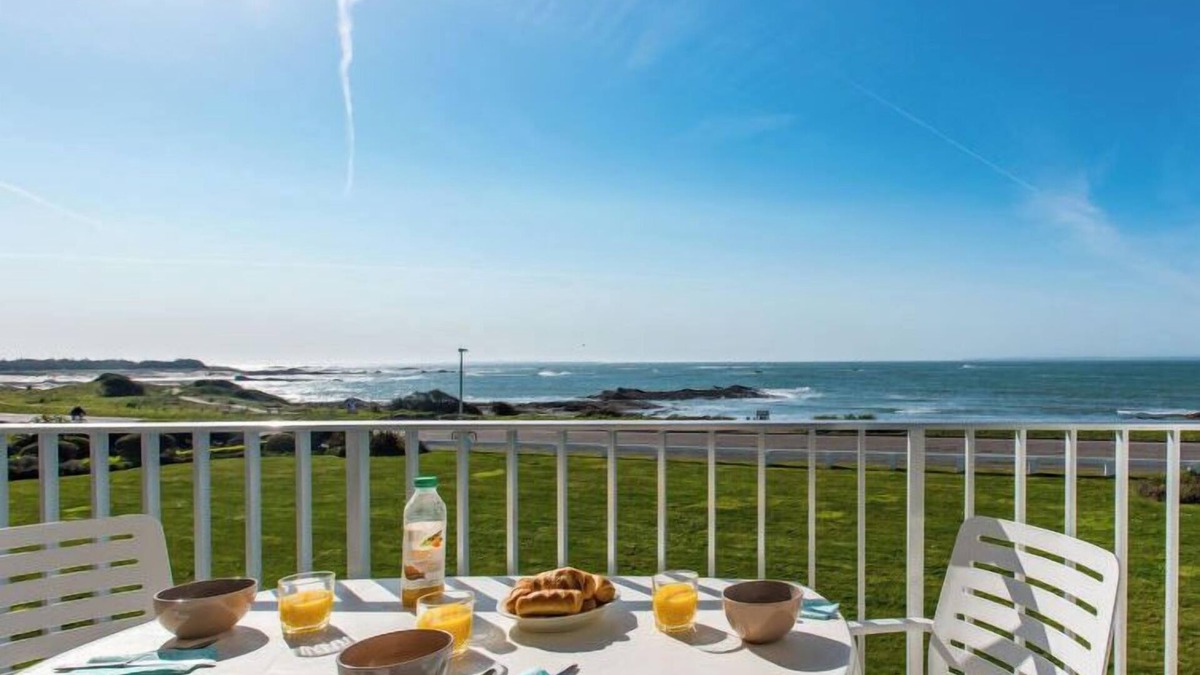 Quiberon Apartment | Les Trois Iles by Interhome
