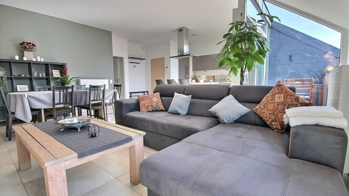 Liege Apartment | Les Vennes - 1 bedroom