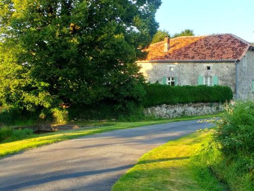 Roussines House | Les Volets Verts, ROUSSINES, CHARENTE, 16310 FRANCE