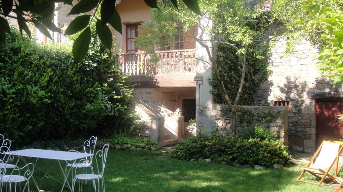 Cluny House | Lespalier - CLUNY - Gîte