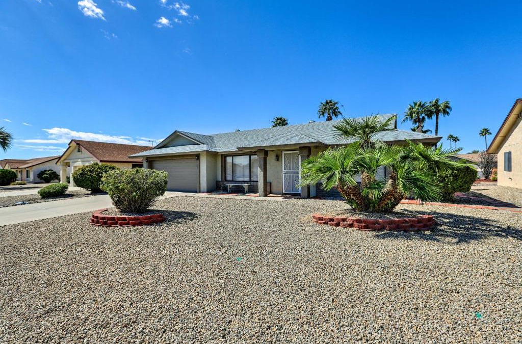 Sun City West House | Less Than 1 Mi to Golf Home with Screened Porch in Sun City