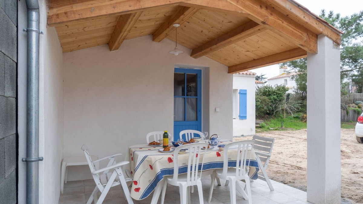 L'Epine Ski Chalet | Less than 500m from the beach, 2 adults - 3 child