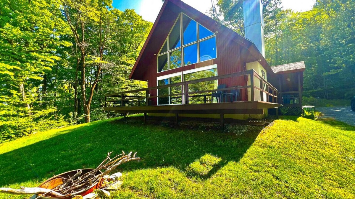 Stratton and Bromley Ski Areas House | Less the 1 mile to Bromley!