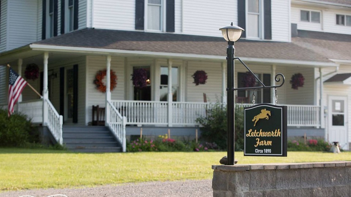 Portage Bed & Breakfast | Letchworth Farm