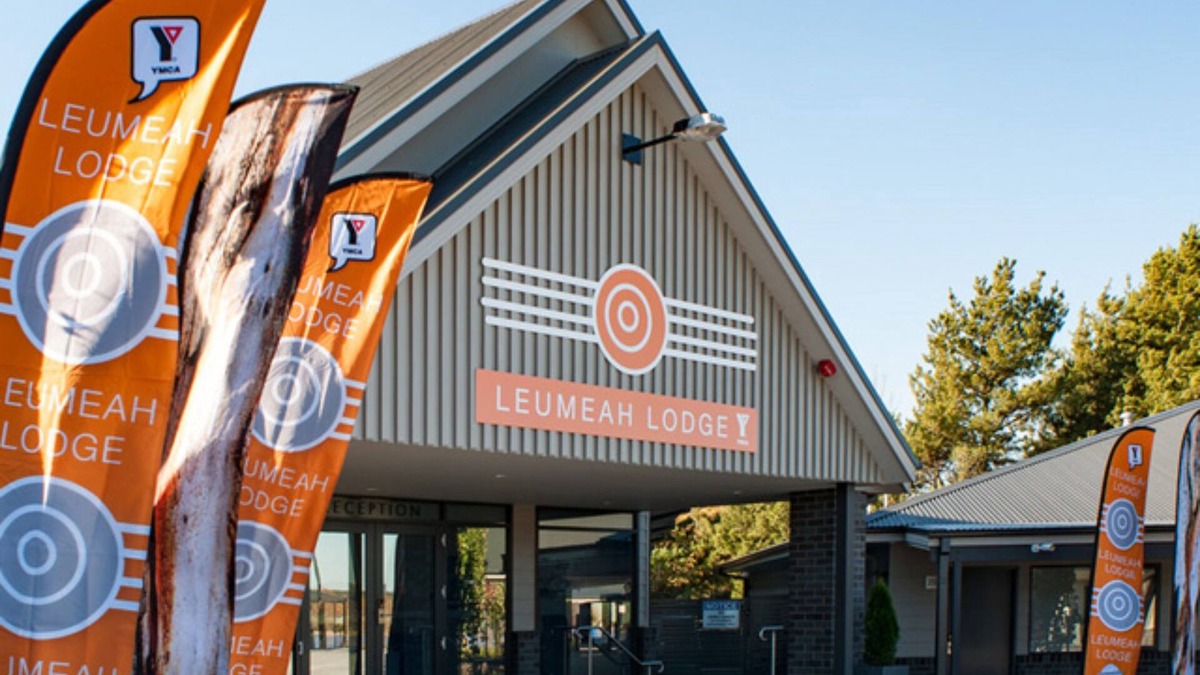 Nicholls Hotel | Leumeah Lodge