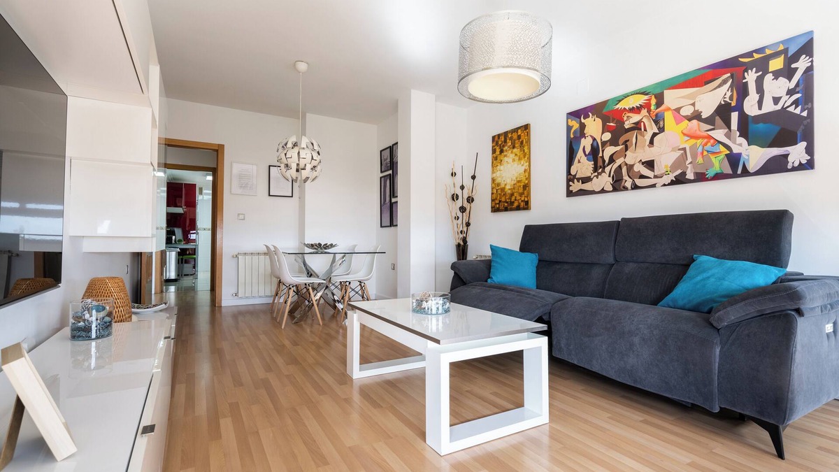 Estacion de Chinchilla Apartment | Levante Apartment in Chinchilla - Albacete. Bright, peaceful, and with views