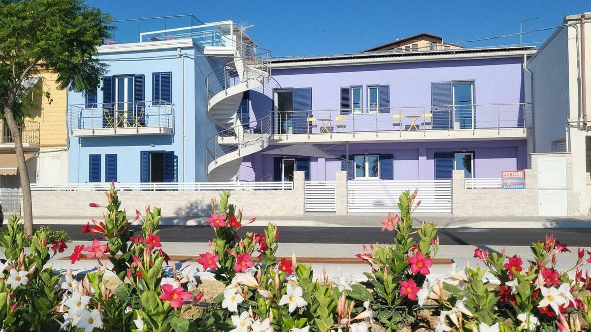 Marina Apartment | Levante Seafront - Ground Floor H&F