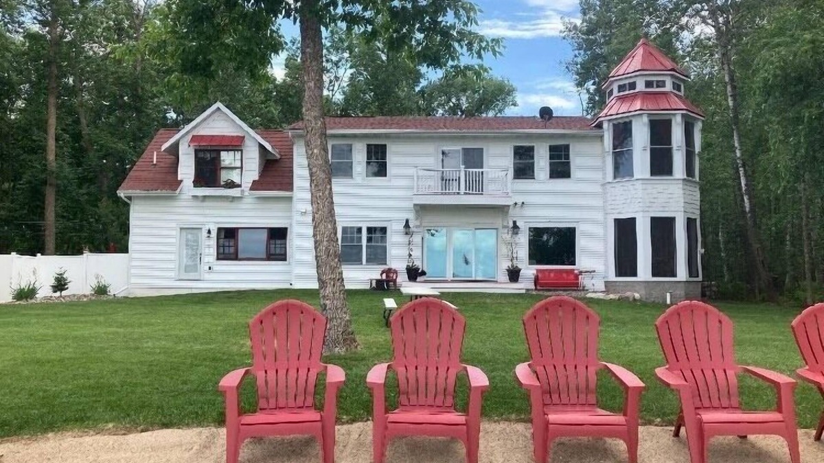 Ossipee Cabin | Level Elevation-TWO weeks left for the Summer of 2025 July 11-18 and Aug. 22-29