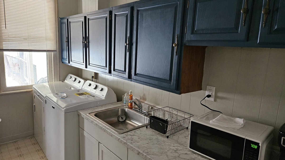 Lewistown House | Lewistown most,reasonable rates,cleanest comfortable space next to hospital,etc