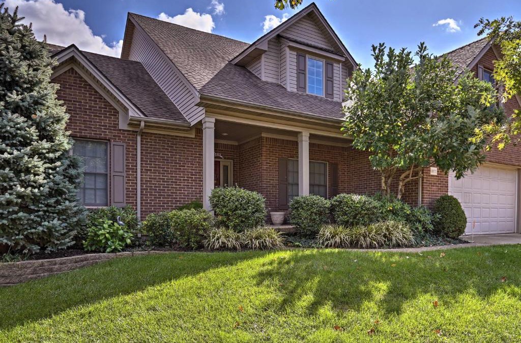 Beaumont Residential House | Lexington House with Spacious Deck and Fireplace!