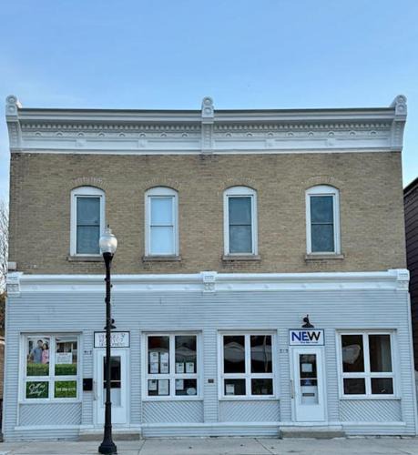 Kiel Apartment | LG Lofts - 2 bedroom unit in Kiel close to Road America Elkhart Lake