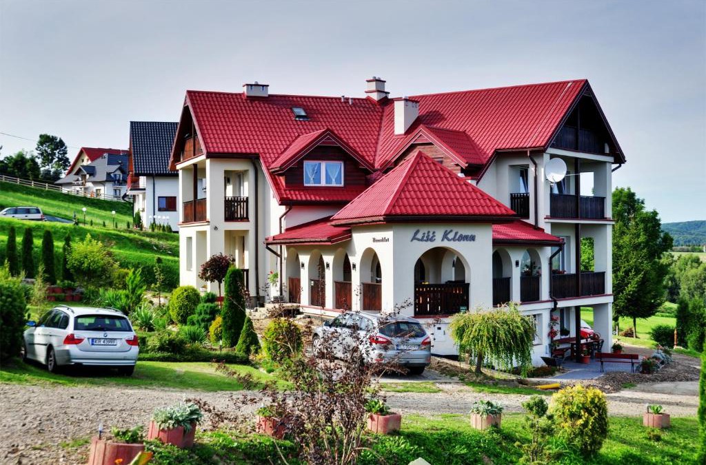 Polanczyk House | Liść Klonu