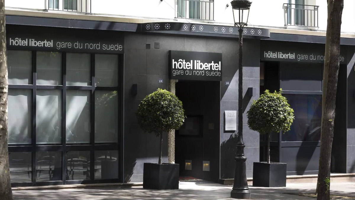 Quartier de la Porte-Saint-Denis Hotel | Libertel Gare Du Nord Suede Hotel Room that Has a Great Location