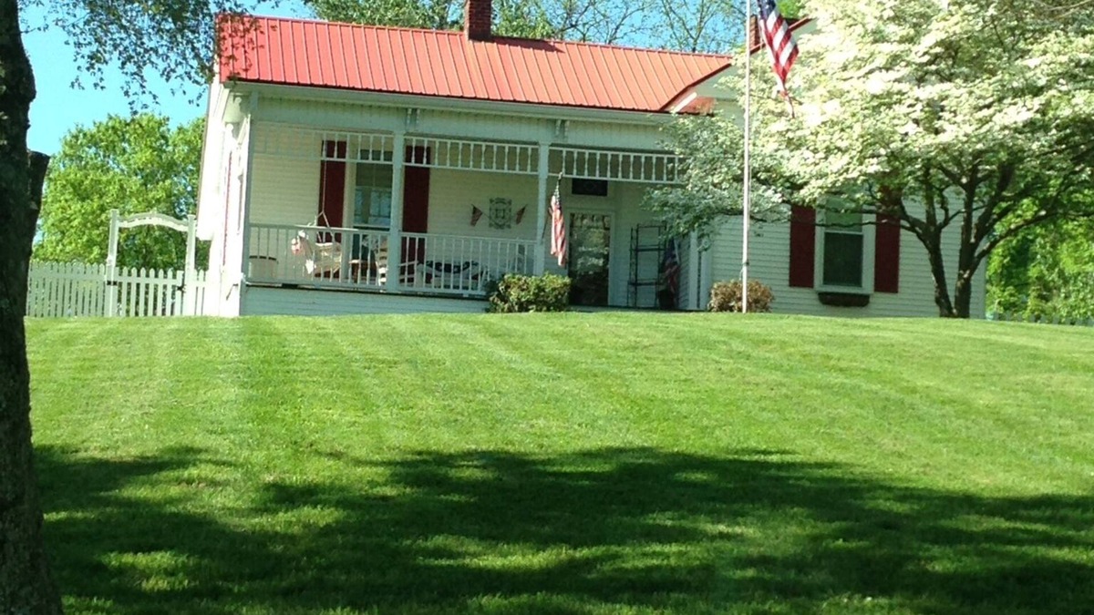 Thompson's Station Other | Liberty Farm - Historic farm house w/pool; sleeps 7