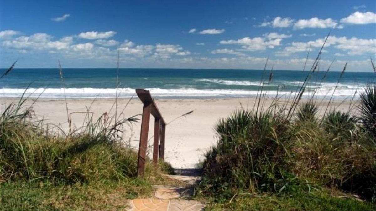 Indialantic By The Sea House | *Licensed *Totally Remodeled (2020Oceanfront Townhome with ocean views
