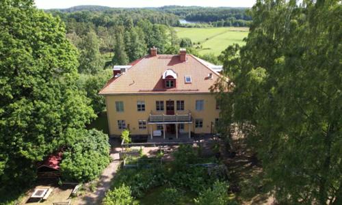 Vimmerby Municipality Bed & Breakfast | Lidhem herrgård. Bed & Breakfast och mindre lägenheter