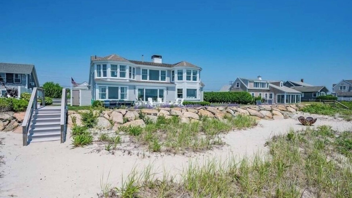 Centerville House | Life takes you down many paths,but my favorite ones lead to the beach RPMS139
