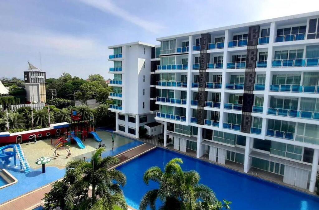 Khao Takiab Apartment | Light, airy, pool views 2 bed 2 bath, free wifi, elect