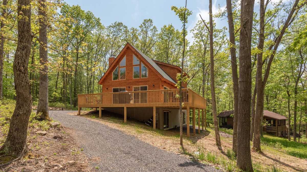 Sky Valley House | Lighthearted Lodge: Lake Access, Hot Tub, Fireplace, Fire Pit!