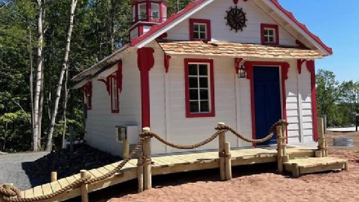 Bayfield Cabin | Lighthouse Cabin Deluxe #5 on map