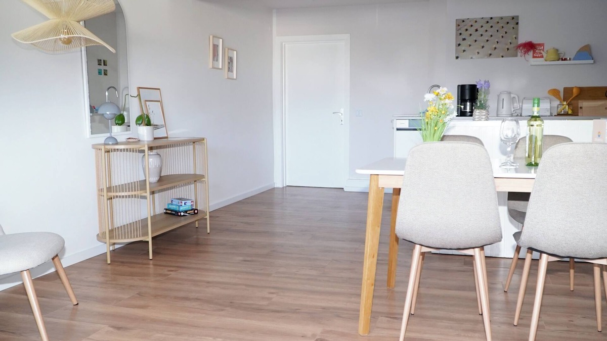 Rettin Apartment | Lighthouse - spacious maisonette family apartment (80 m², up to 5 pers.)