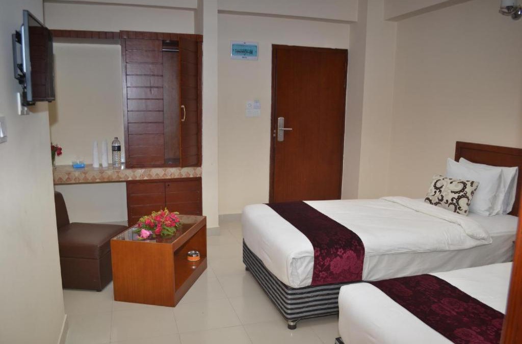 Cox's Bazar Hotel | Lighthouse Family Retreat