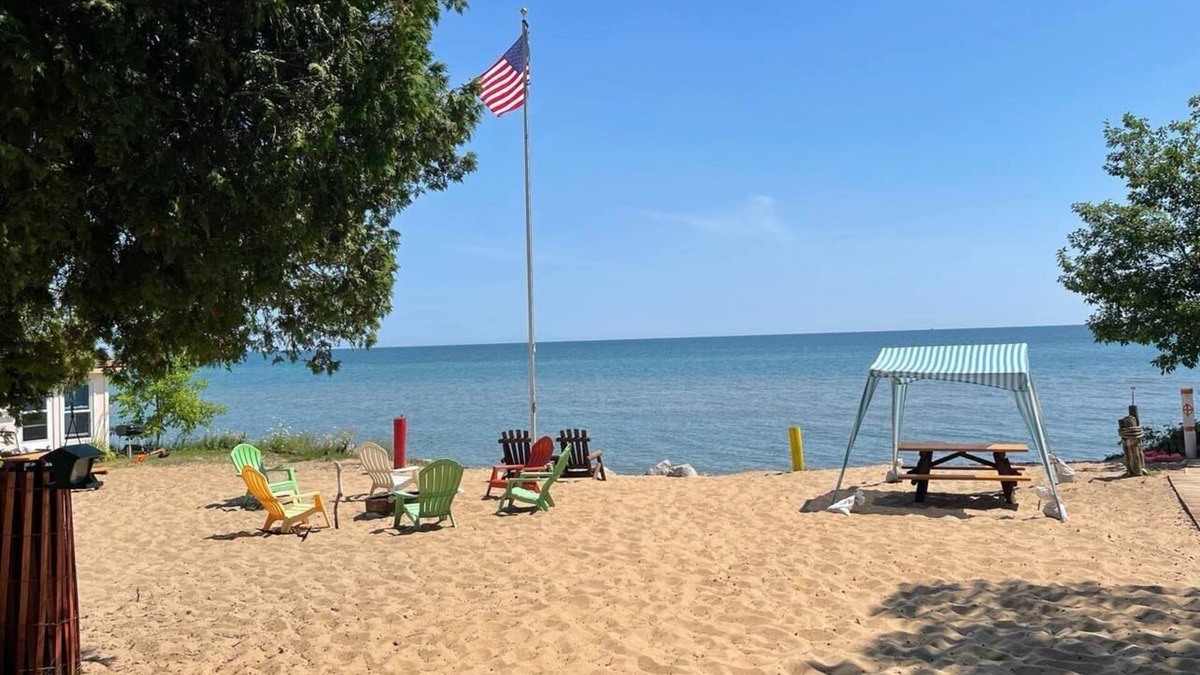 Oscoda Resort | Lighthouse Inn