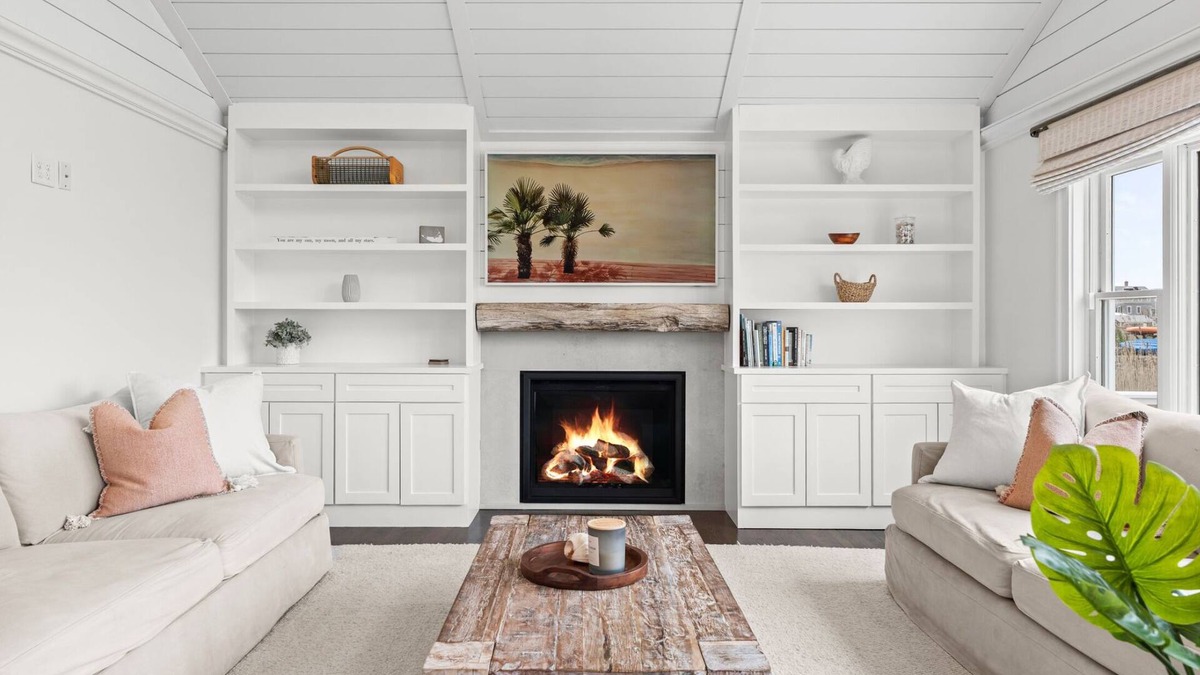 Scituate House | "Lighthouse" - Ocean Views - Walk To Beaches - 4B, 3.5Ba - Scituate Harbor