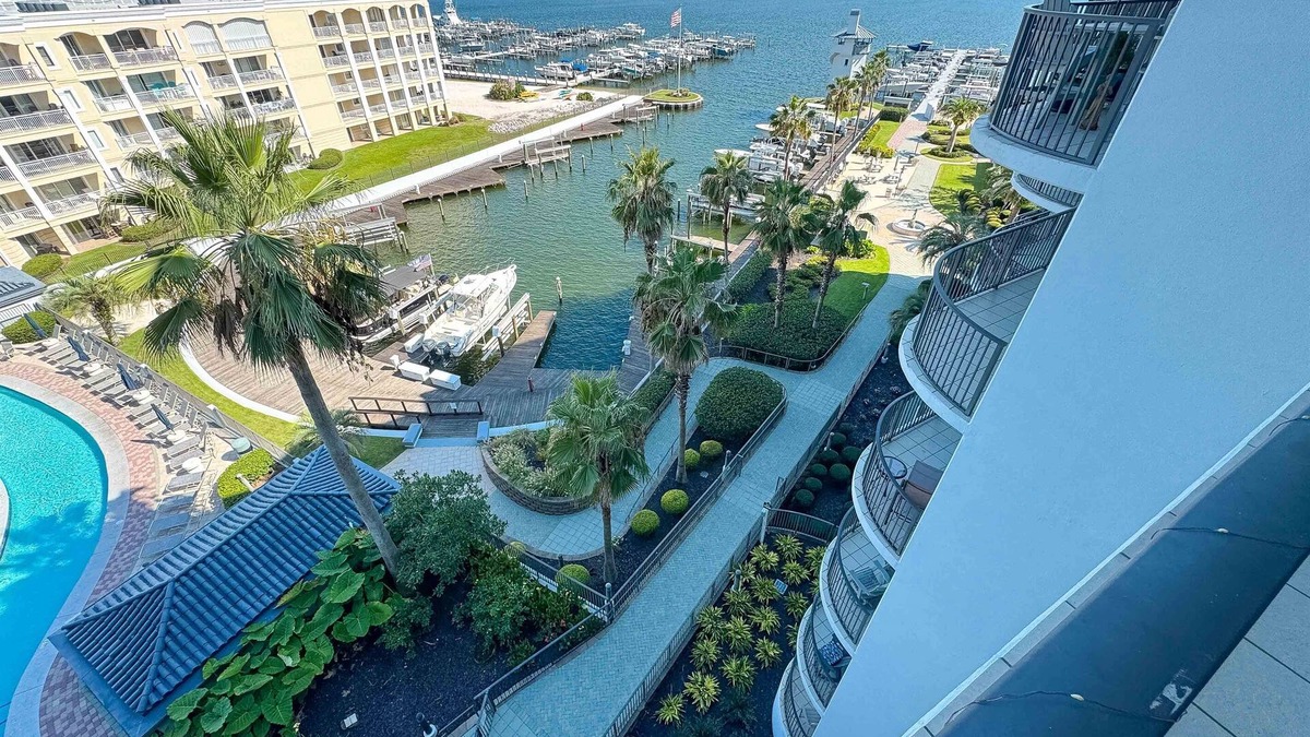 Orange Beach Condo | Lighthouse on the Bay unit 2605 Bay Front-Lazy River-Boaters-Monthly Rental only