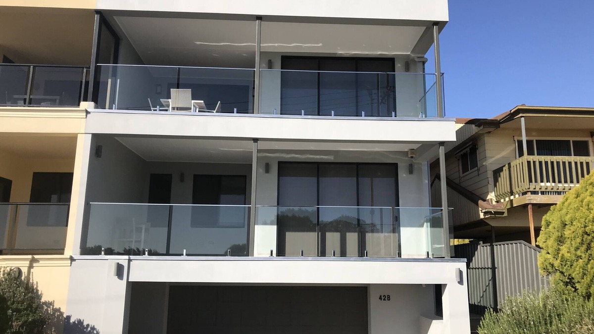 Port Hughes House | Lighthouse Port Hughes - Pet Friendly Beachfront Accommodation